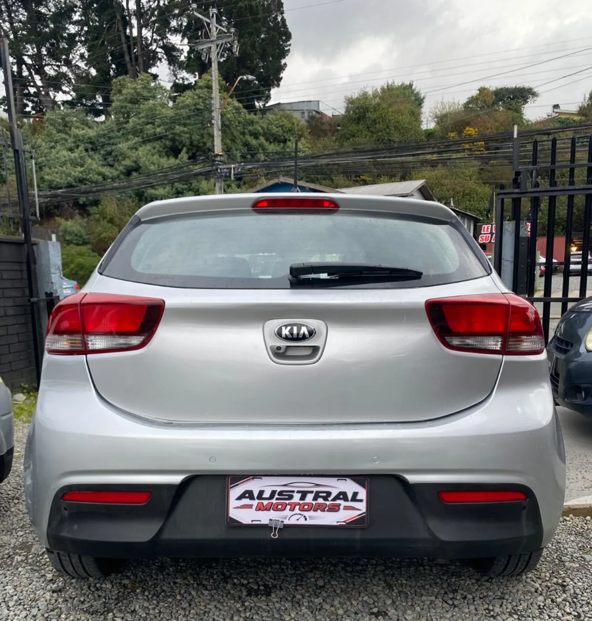 Kia Rio 5 2019 — foto 5